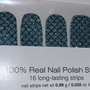 Colorstreet *RETIRED * mermaid brigade